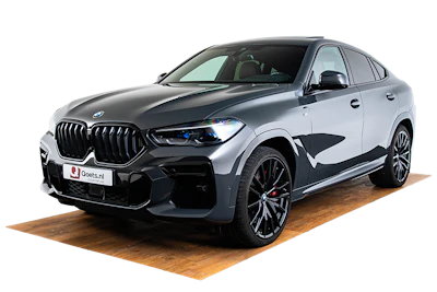 BMW X6 M50i