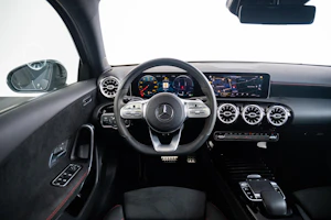 Widescreen cockpit